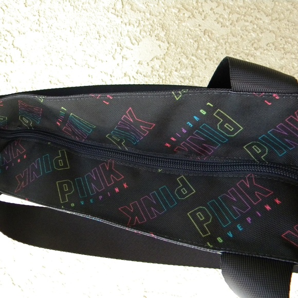 NIB Pink Victorias Secret  Weekender Tote - Picture 7 of 9
